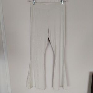 Nike Tight Fit High Waisted Ribbed Jersey Flared‎ Pants Size Meduim NWT